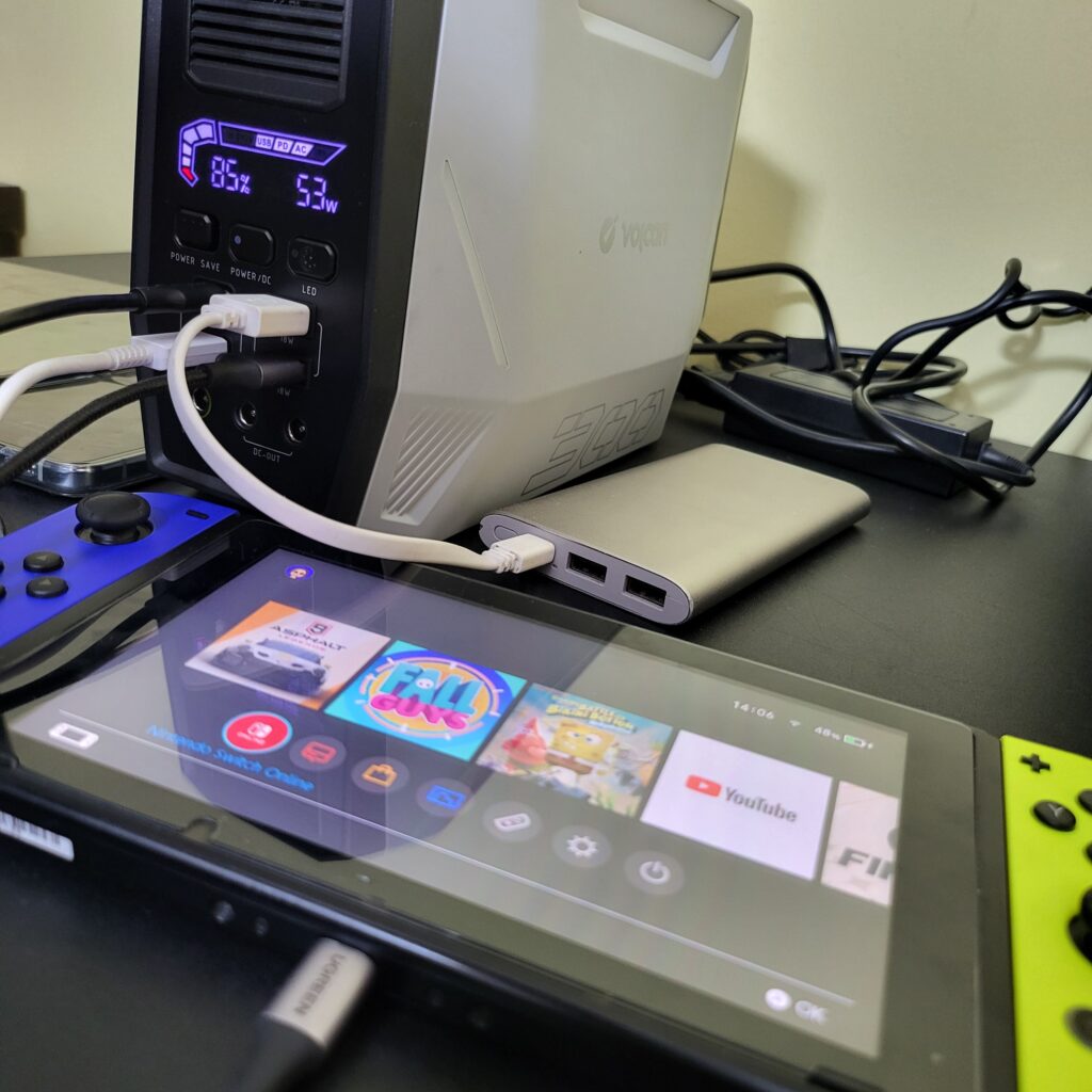 VOLCAN ENERGON 300 Charging Nintendo Switch